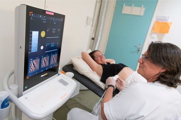 Le nouvel équipement innovant financé par le CHU, et l'opération "Tulipes contre le cancer" 2025